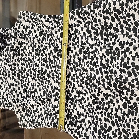 Jessica Simpson dress, black white, floral pattern, sleeveless, beading, size 10 - Picture 14 of 15